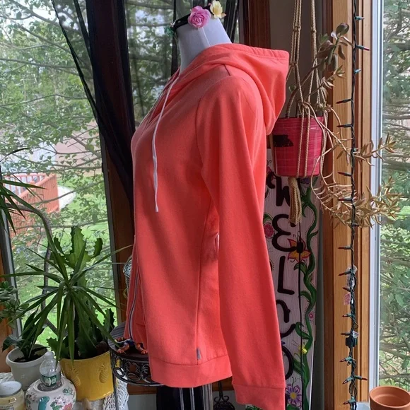 Eddie Bauer zip front hoodie sweatshirt. - Picture 4 of 6